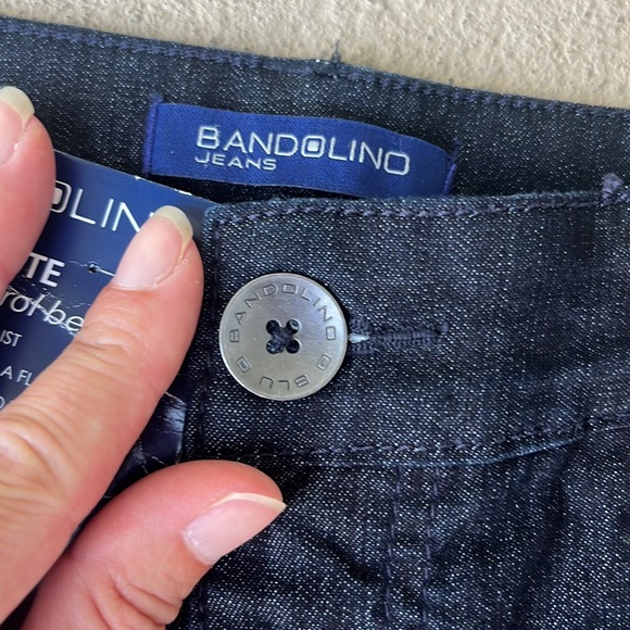 New Bandolino tummy control Bermuda - Picture 4 of 16